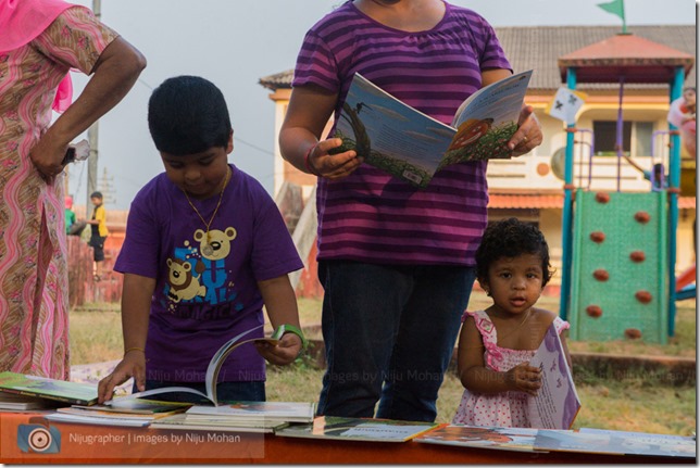 Aldona_Reading_in_the_Park_Bookworm-Goa-Nijugrapher-images-by-Niju_Mohan-11-untitled-DSC_7728