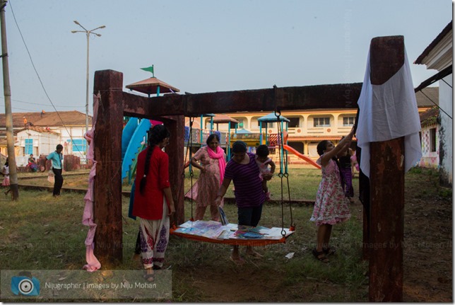 Aldona_Reading_in_the_Park_Bookworm-Goa-Nijugrapher-images-by-Niju_Mohan-14-untitled-DSC_7735