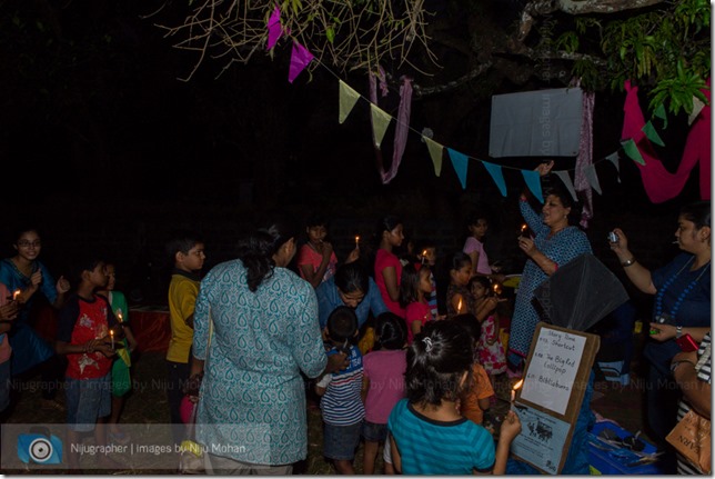 Aldona_Reading_in_the_Park_Bookworm-Goa-Nijugrapher-images-by-Niju_Mohan-76-untitled-DSC_7887