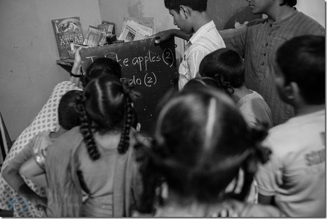 Chimbel-New-Community-Library-Bookworm-Mobile-Outreach-Program-Goa-Nijugrapher-images-by-Niju_Mohan-27-D600-DSC_7099