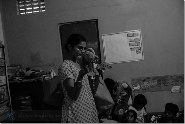 Chimbel-New-Community-Library-Bookworm-Mobile-Outreach-Program-Goa-Nijugrapher-images-by-Niju_Mohan-46-D600-DSC_7147